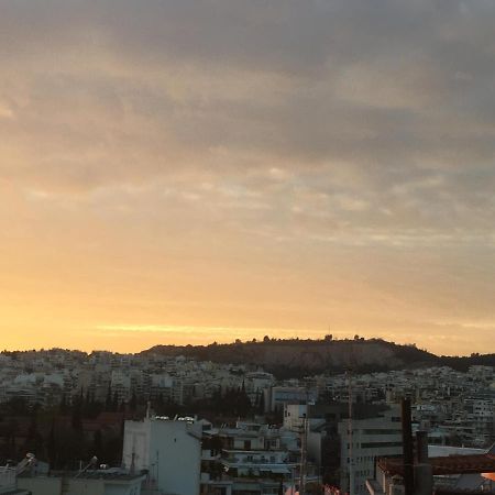 Cozy Apartment Near Metro-Athens View Esterno foto
