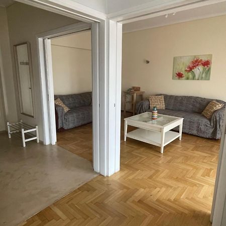 Cozy Apartment Near Metro-Athens View Esterno foto