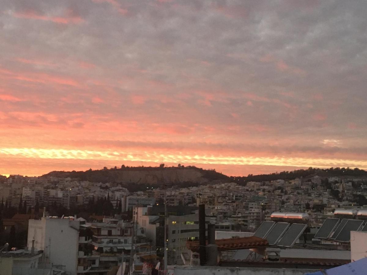 Cozy Apartment Near Metro-Athens View Esterno foto