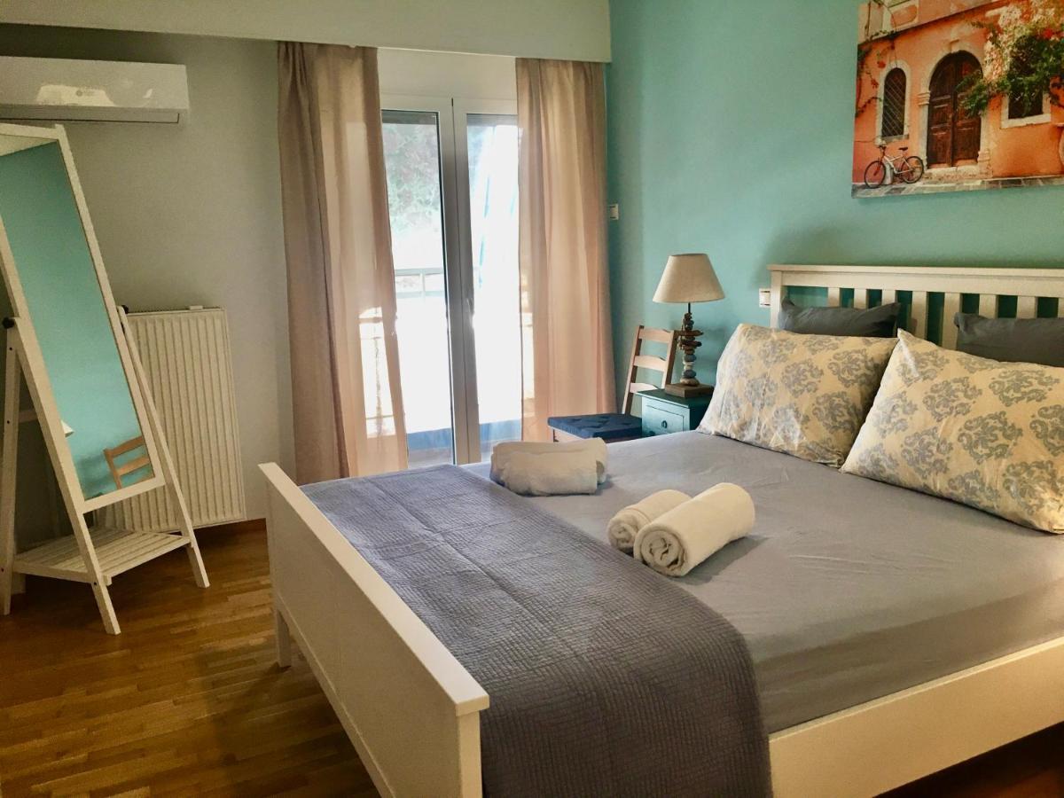 Cozy Apartment Near Metro-Athens View Esterno foto
